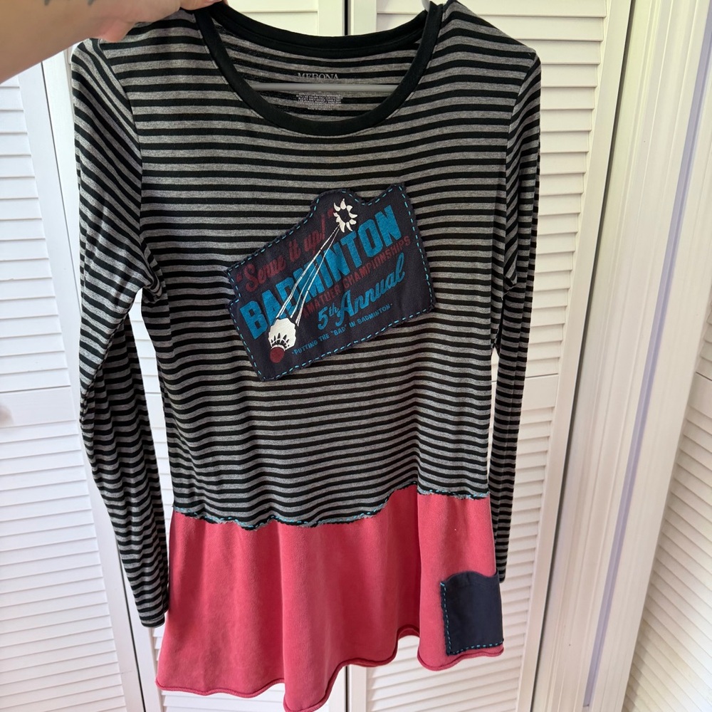 Merona Black & Gray Striped Long-Sleeve Top with Pink Hem